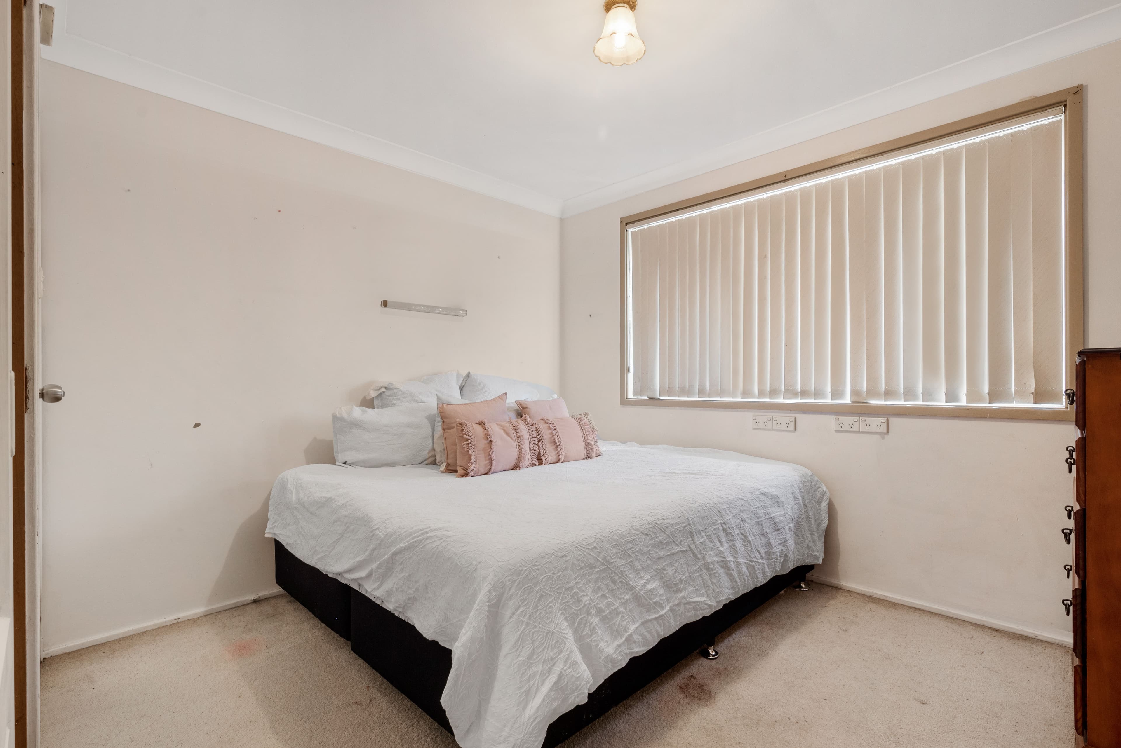 1 Whipbird Avenue, Ingleburn NSW 2565, Ingleburn - Thumbnail 7