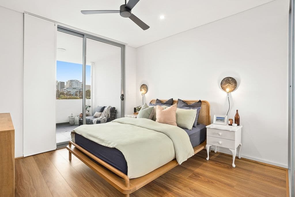 11/130 Kembla Street, Wollongong - Thumbnail 3