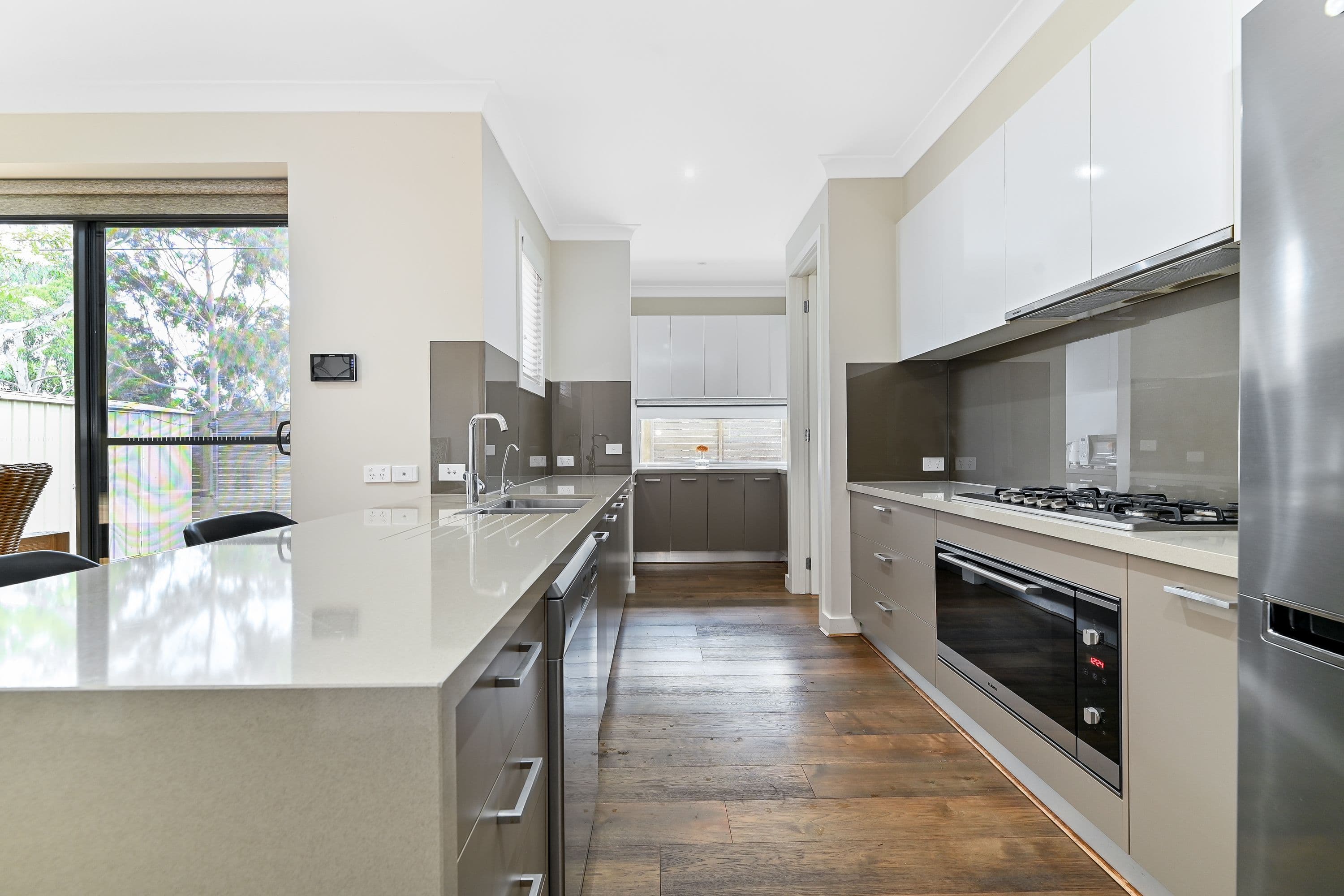 1 Arianne Road, Glen Waverley VIC 3150, Glen Waverley - Thumbnail 4