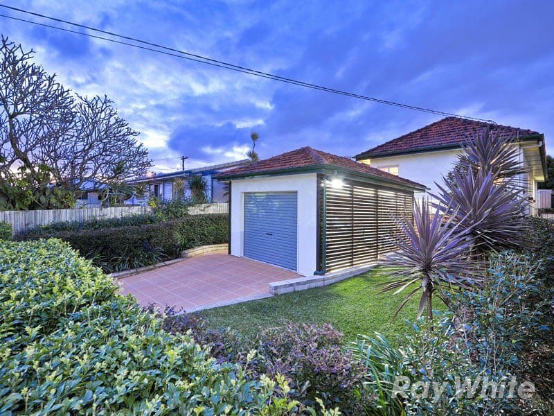 33 Vale Street, WAVELL HEIGHTS QLD 4012, Wavell Heights - Image 1