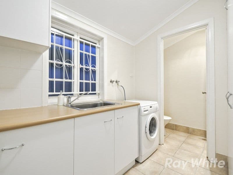 33 Vale Street, WAVELL HEIGHTS QLD 4012, Wavell Heights - Thumbnail 6