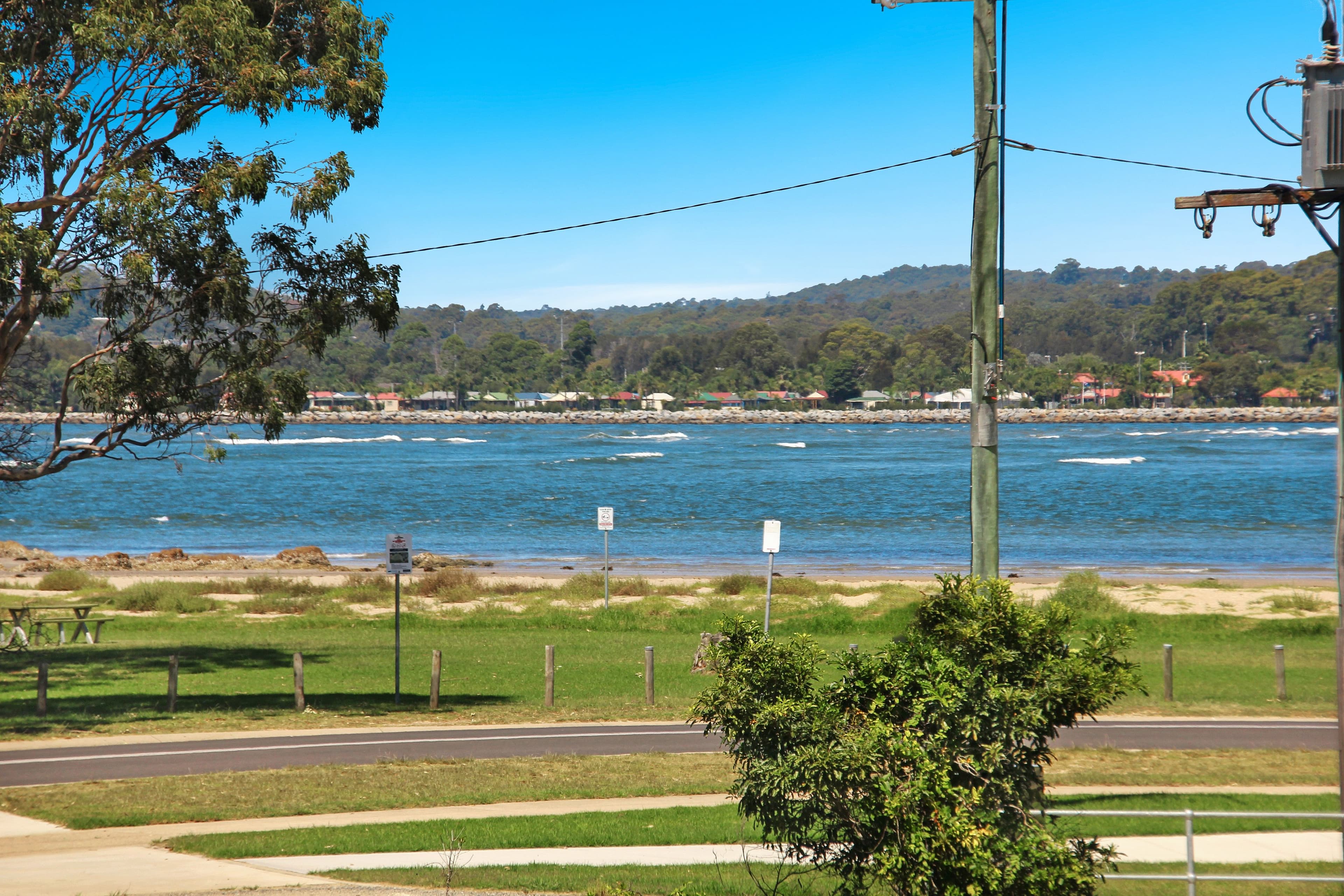 77 Timbara Crescent, Surfside - Thumbnail 3