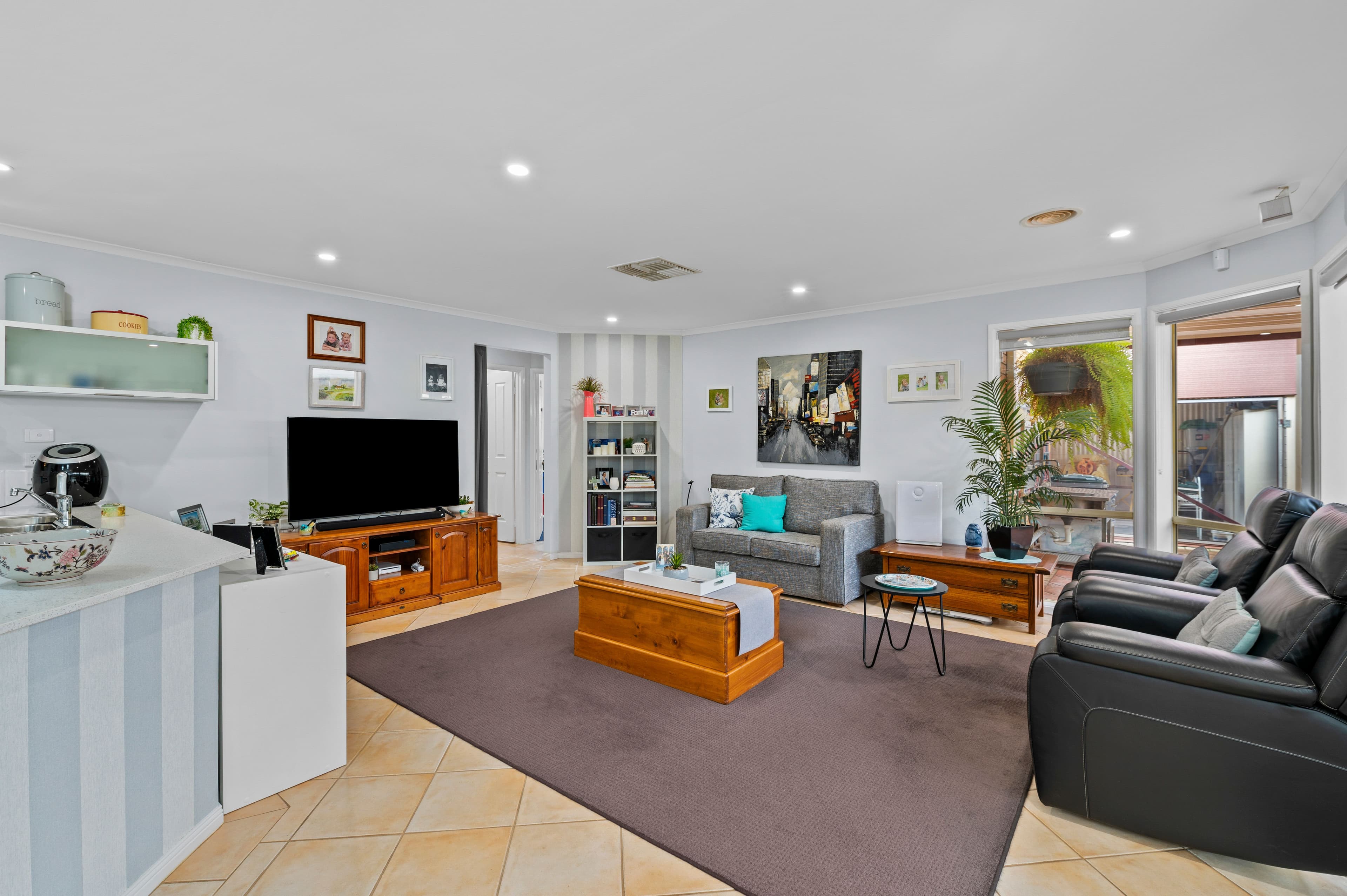 11 Bellows Street, South Morang VIC 3752, South Morang - Thumbnail 4
