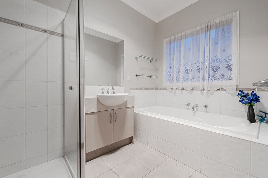 3 Brixton Place, Craigieburn VIC 3064, Craigieburn - Thumbnail 8