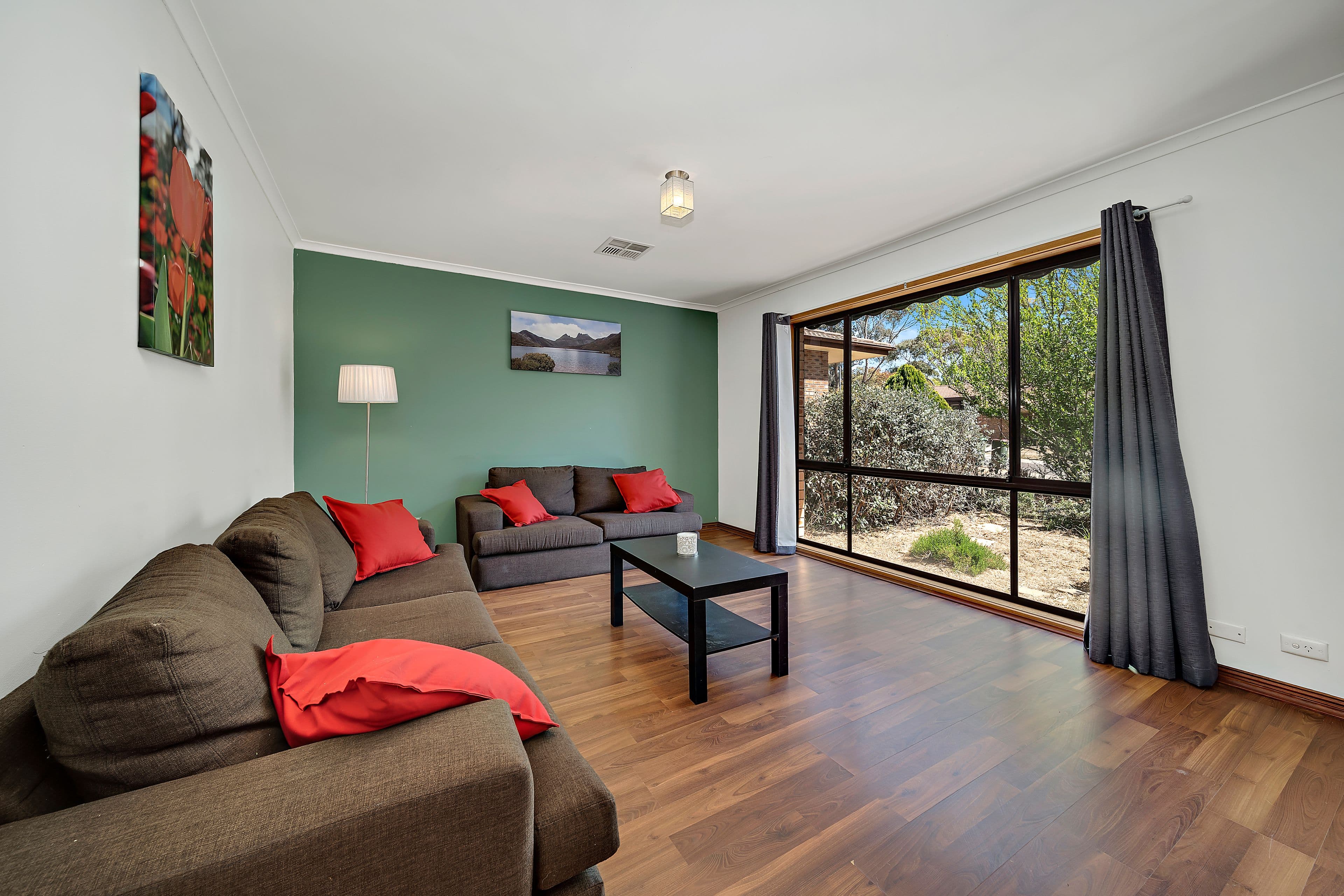 6 Moloney Place, Calwell ACT 2905, Calwell - Thumbnail 2