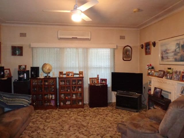 25 Edward Street, GUILDFORD WEST NSW 2161, Guildford West - Thumbnail 2