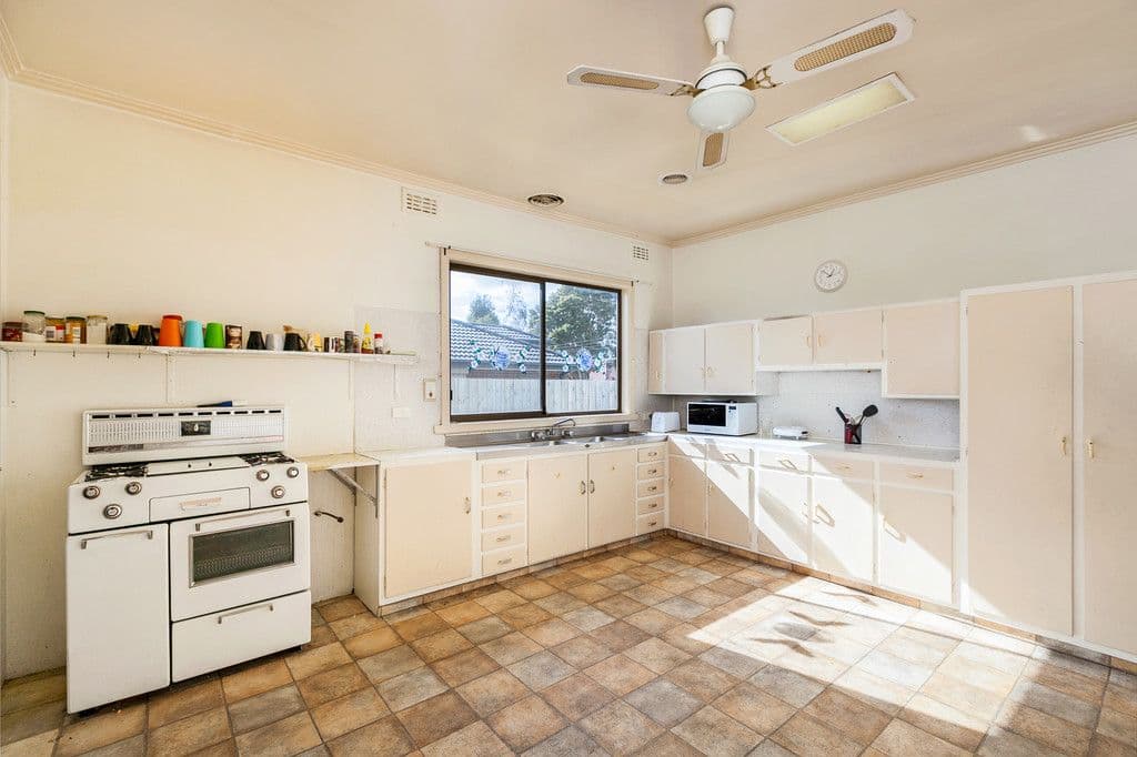 5 Stewart Street, Thomastown VIC 3074, Thomastown - Thumbnail 3