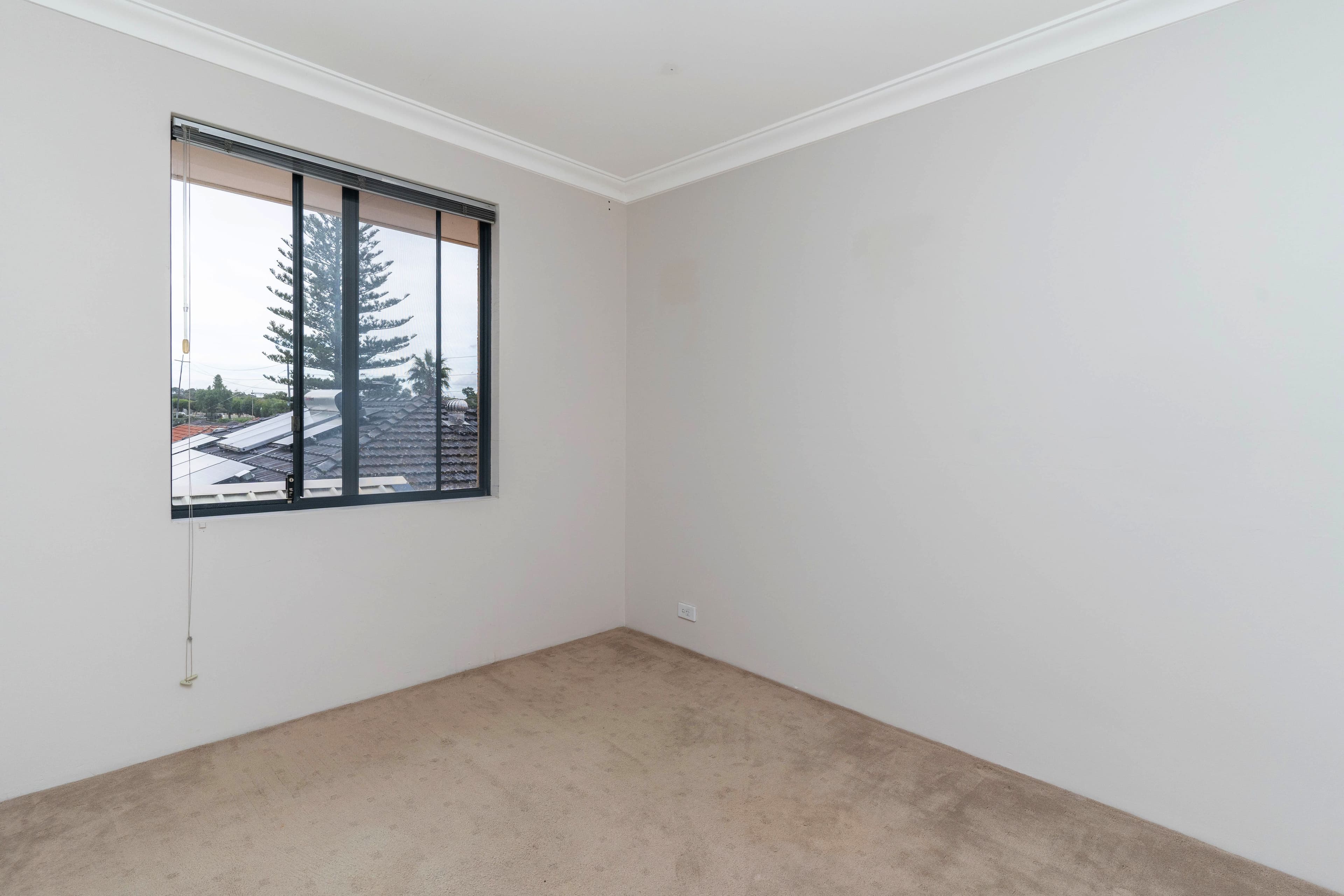 37 Ravenswood Drive, Nollamara WA 6061, Nollamara - Thumbnail 5