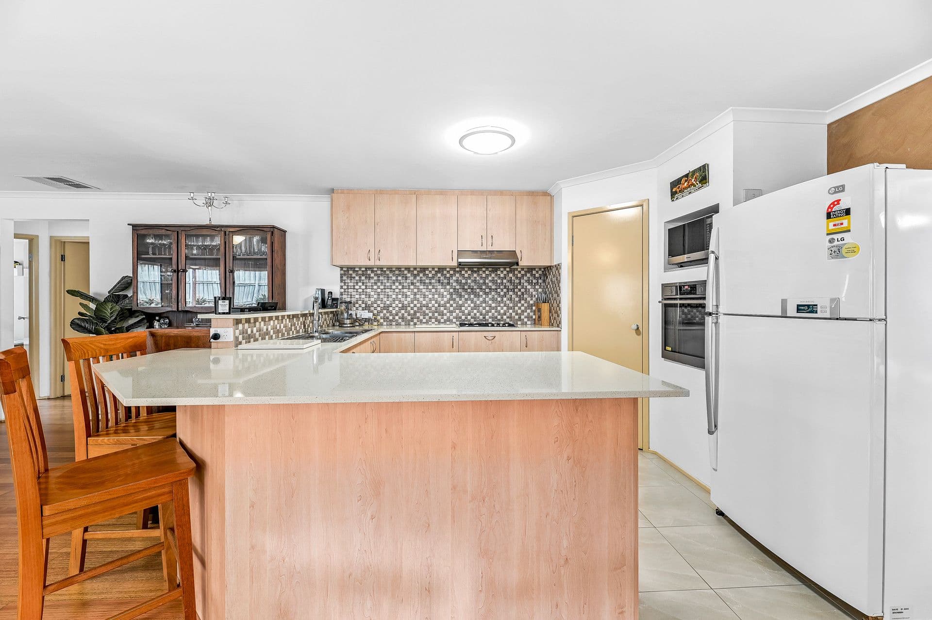 18 Mornington Grove, Berwick VIC 3806, Berwick - Thumbnail 4