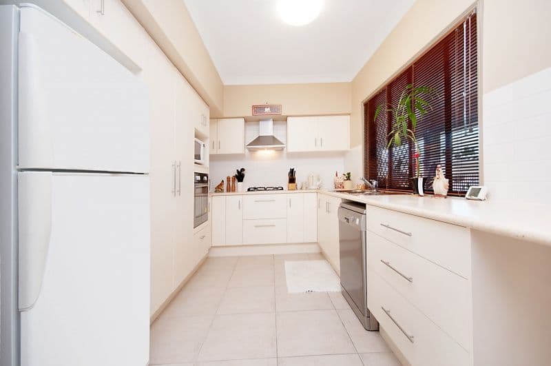 21 Browning Street, MOUNT LOUISA QLD 4814, Mount Louisa - Thumbnail 5