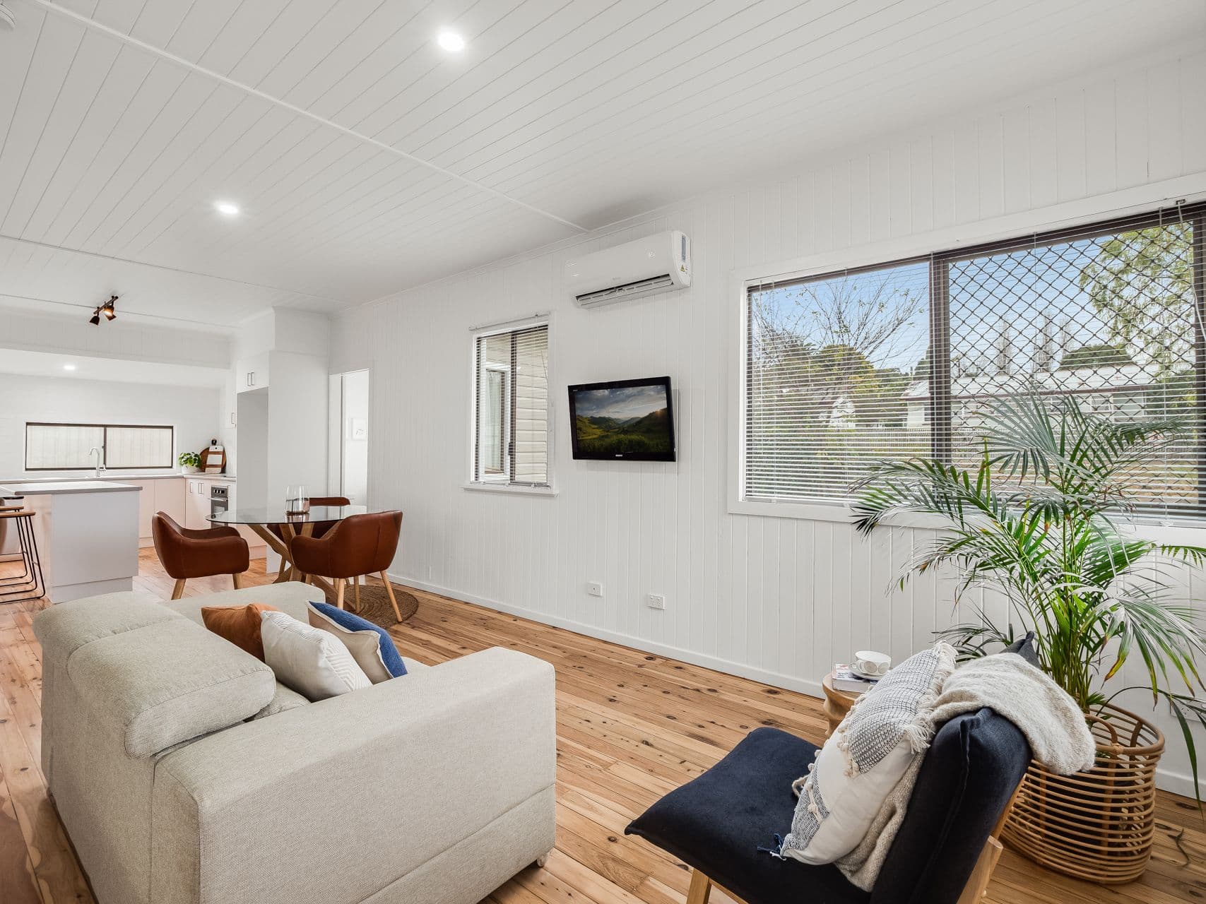 22 Roseberry Street, North Toowoomba QLD 4350, North Toowoomba - Thumbnail 3