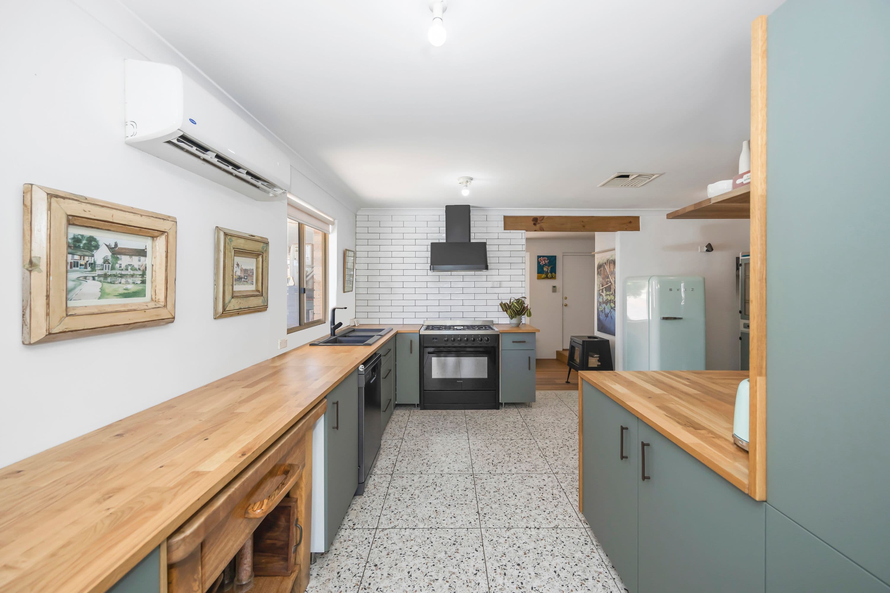 17 Carfax Place, Two Rocks WA 6037, Two Rocks - Thumbnail 6