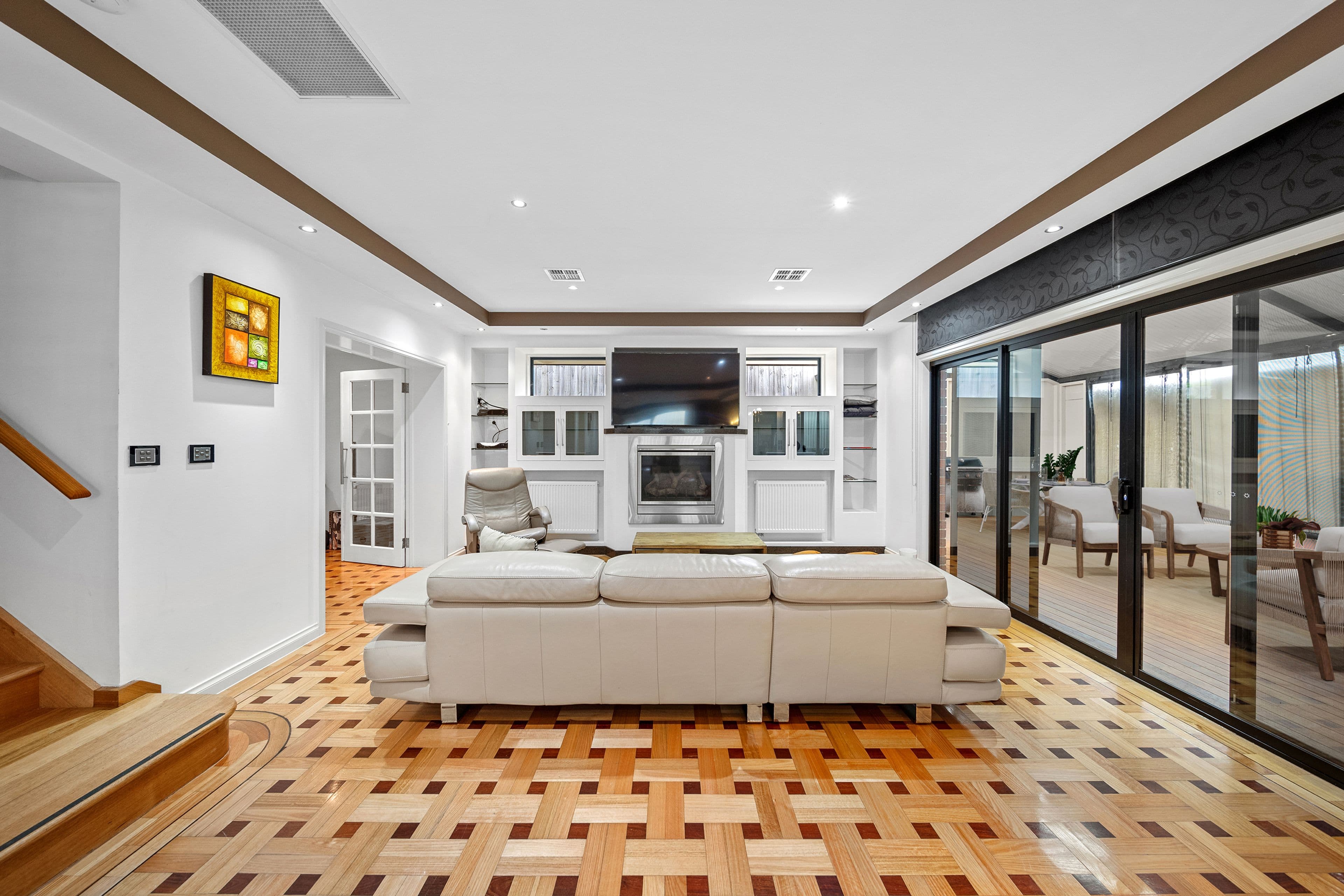6 Morey Rise, Endeavour Hills VIC 3802, Endeavour Hills - Thumbnail 2