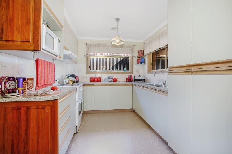 6 Heyington Place, Yarrawonga VIC 3730, Yarrawonga - Thumbnail 5