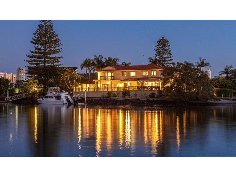 74 The Promenade, ISLE OF CAPRI QLD 4217, Isle Of Capri - Thumbnail 2
