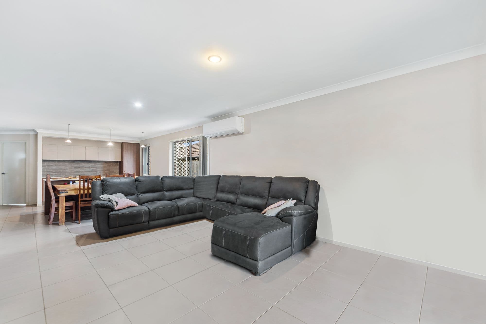 5 Troon Street, North Lakes QLD 4509, North Lakes - Thumbnail 5