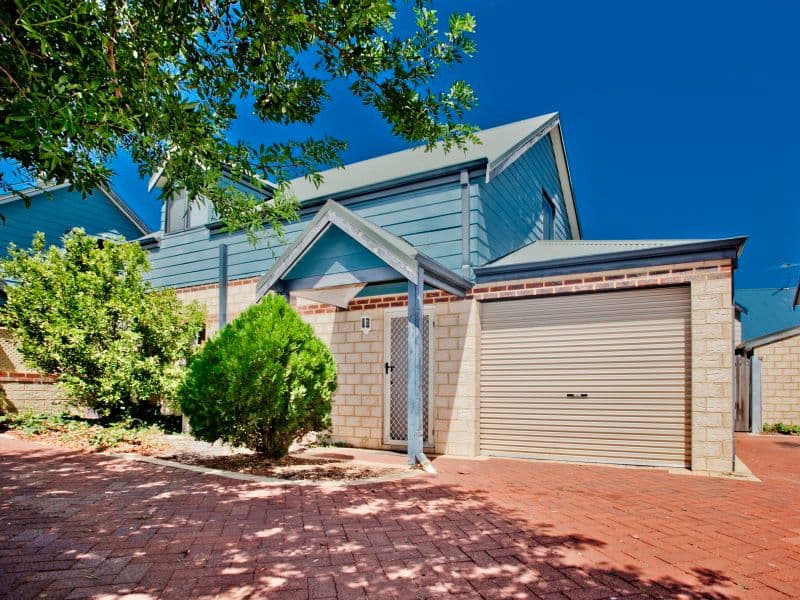 4 Maltarra Place, NOLLAMARA WA 6061, Nollamara - Thumbnail 2