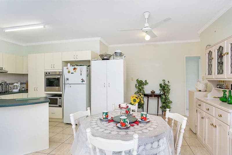 12 Moore Road, KEWARRA BEACH QLD 4879, Kewarra Beach - Thumbnail 3