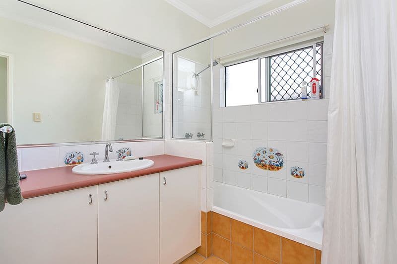 12 Moore Road, KEWARRA BEACH QLD 4879, Kewarra Beach - Thumbnail 7