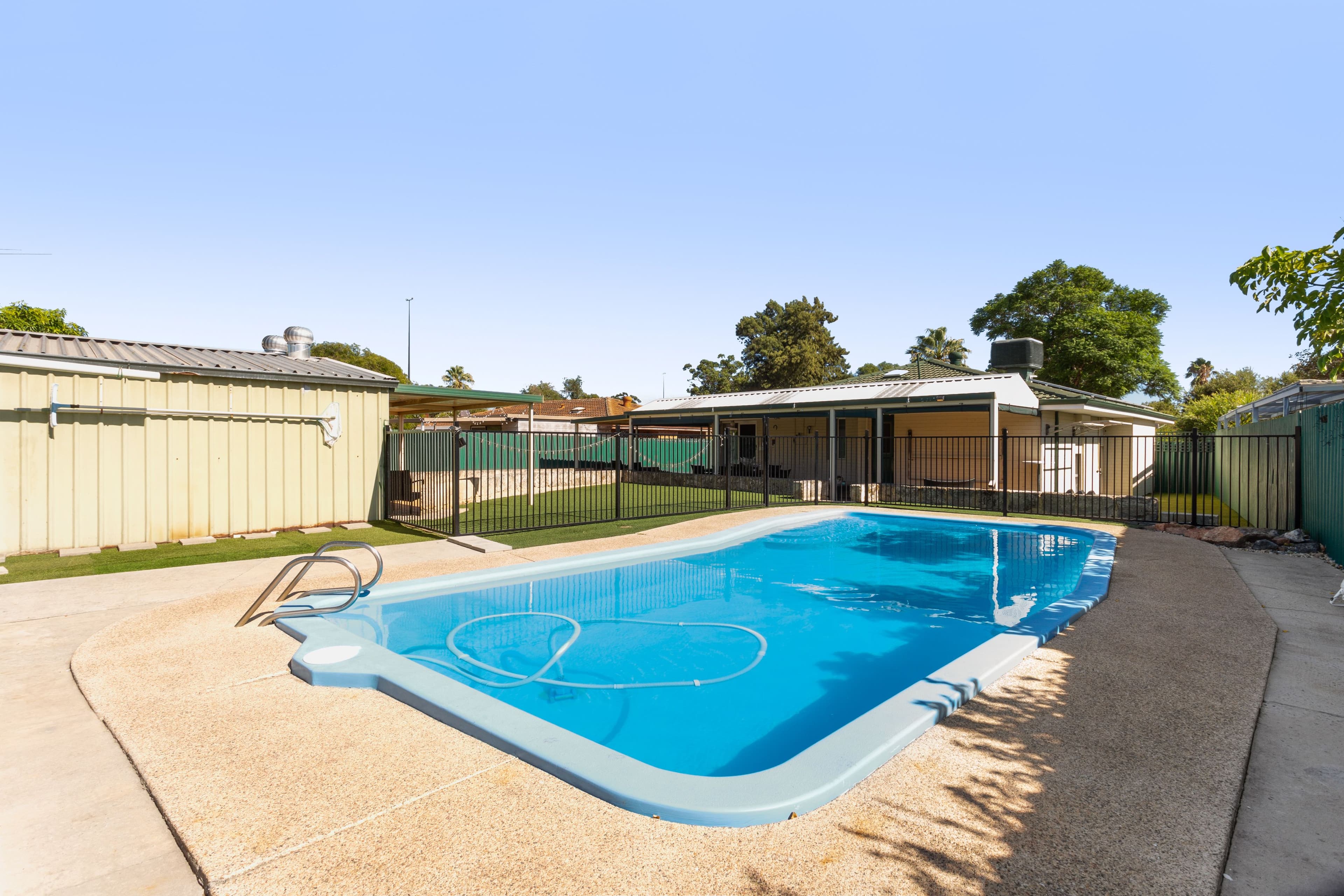 4 Chireton Place, Beechboro WA 6063, Beechboro - Thumbnail 2