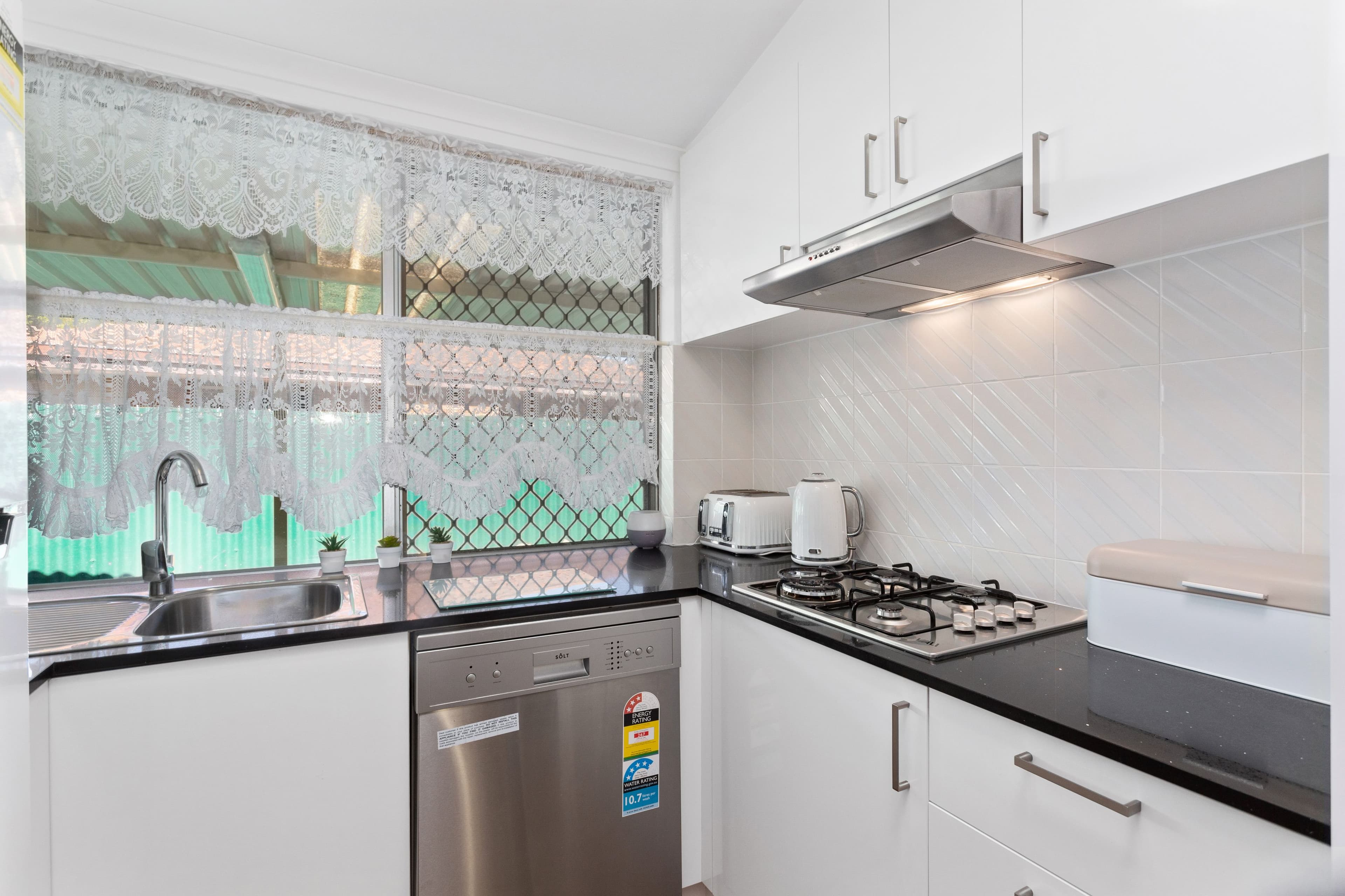 4 Chireton Place, Beechboro WA 6063, Beechboro - Thumbnail 6