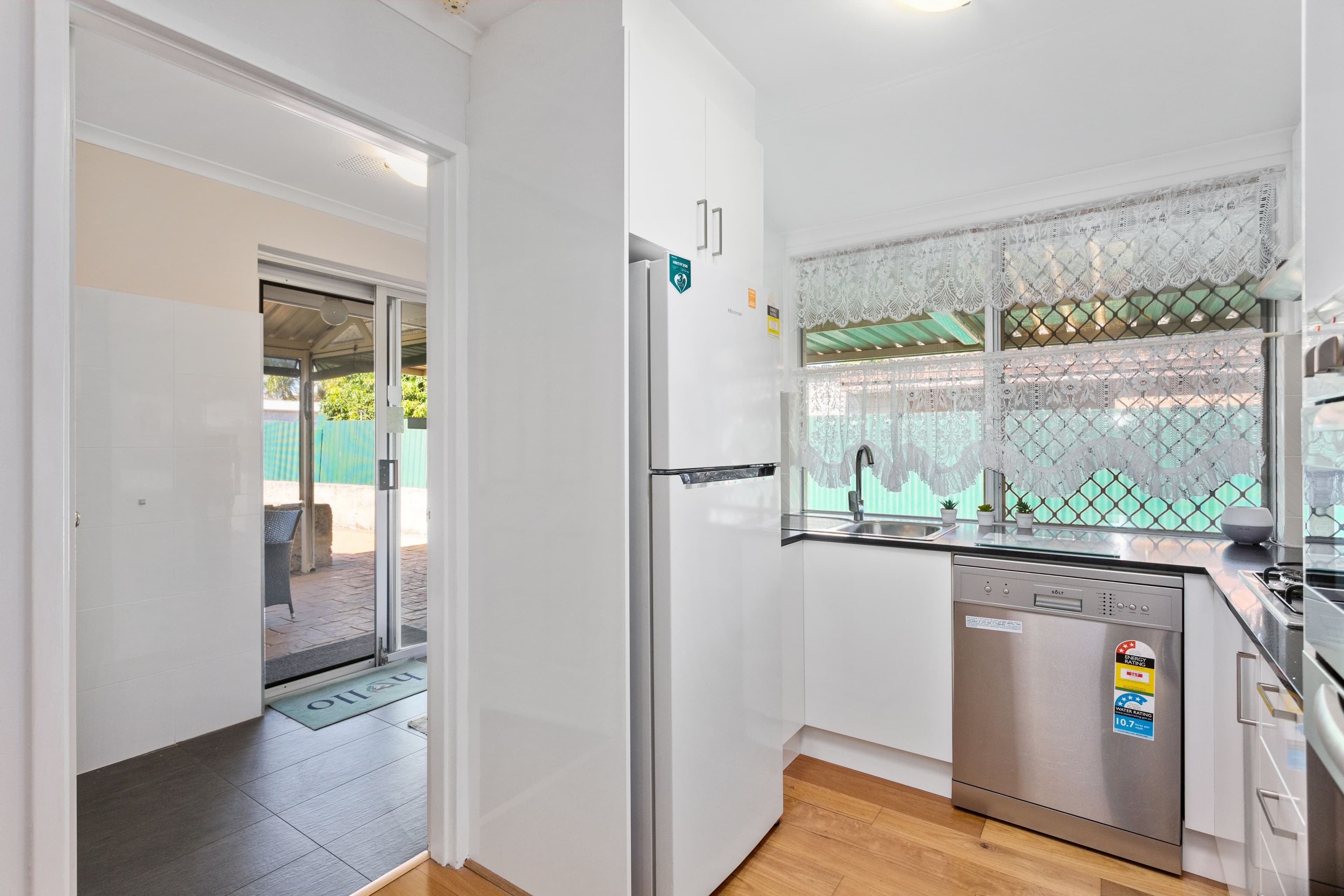 4 Chireton Place, Beechboro WA 6063, Beechboro - Thumbnail 8