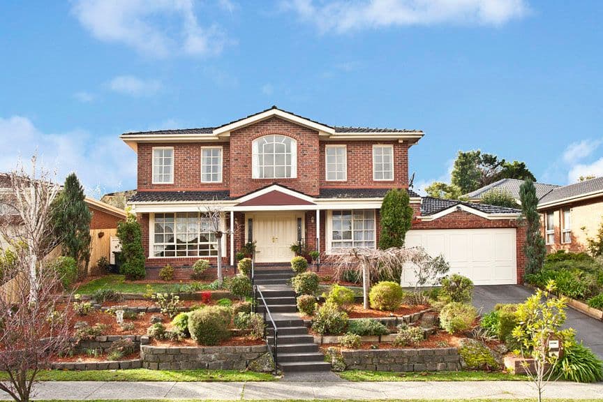17 Atheldene Drive, GLEN WAVERLEY VIC 3150, Glen Waverley - Image 1