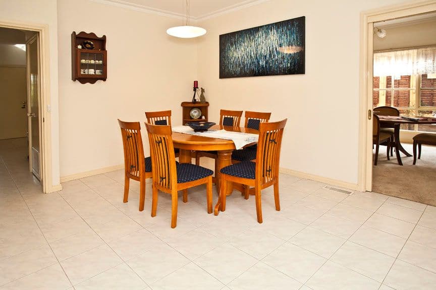 17 Atheldene Drive, GLEN WAVERLEY VIC 3150, Glen Waverley - Thumbnail 6