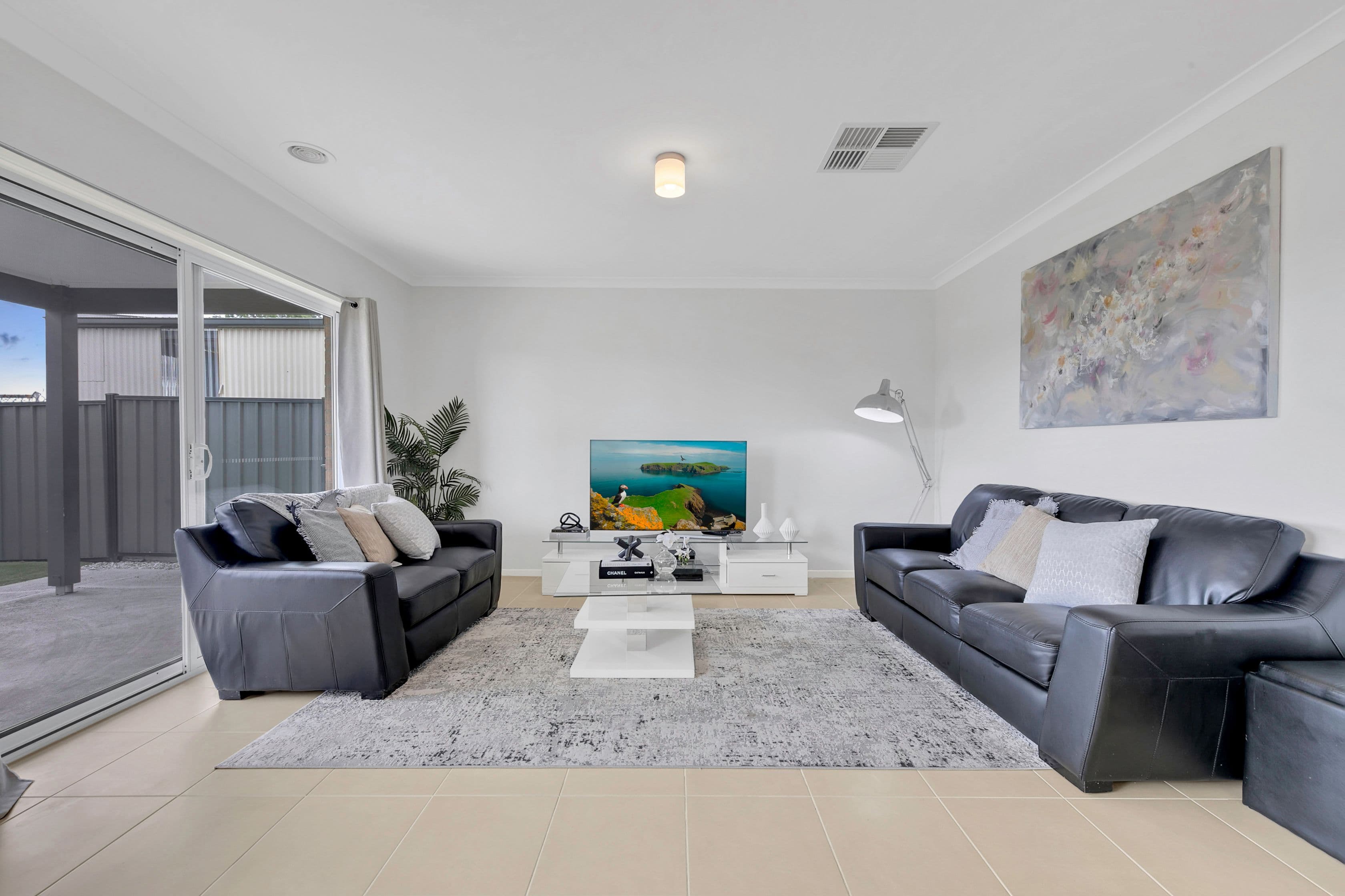 22 Monvida Street, Wollert VIC 3750, Wollert - Thumbnail 3
