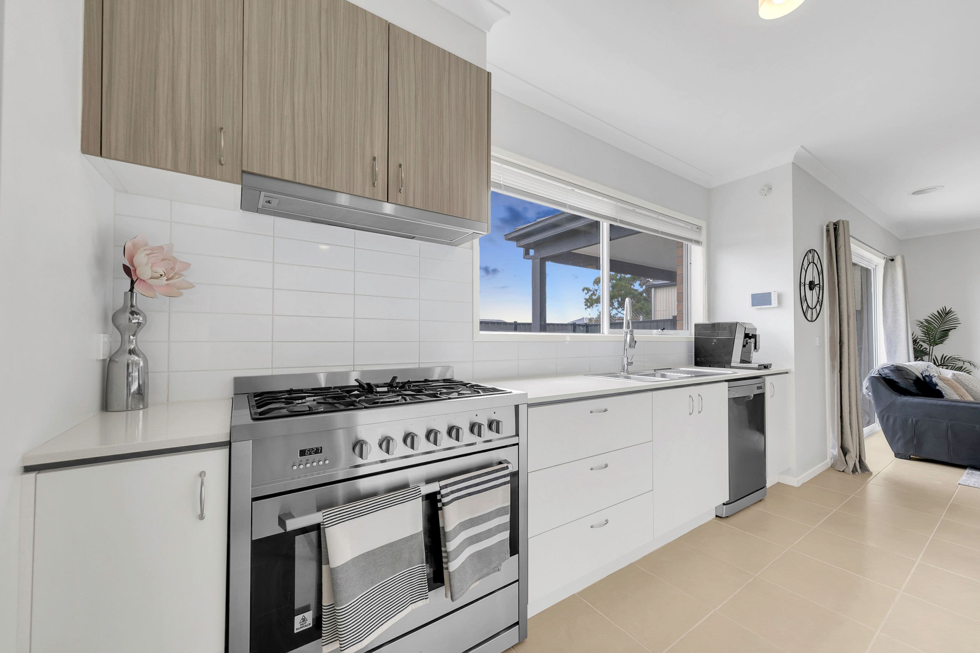 22 Monvida Street, Wollert VIC 3750, Wollert - Thumbnail 5