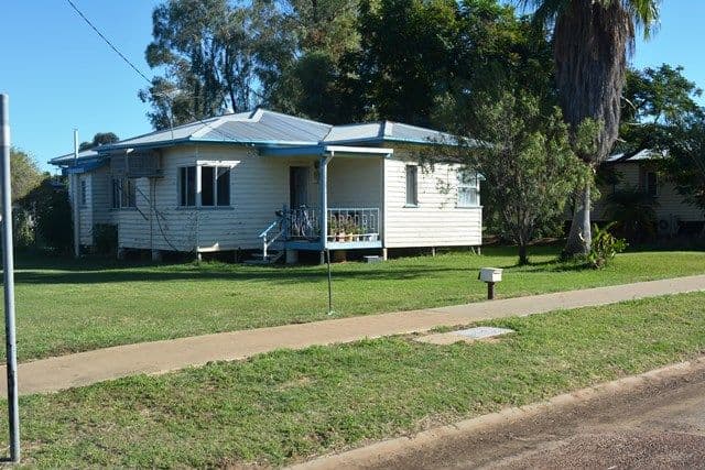 10 Coronation Drive, Blackall QLD 4472, Blackall - Image 1