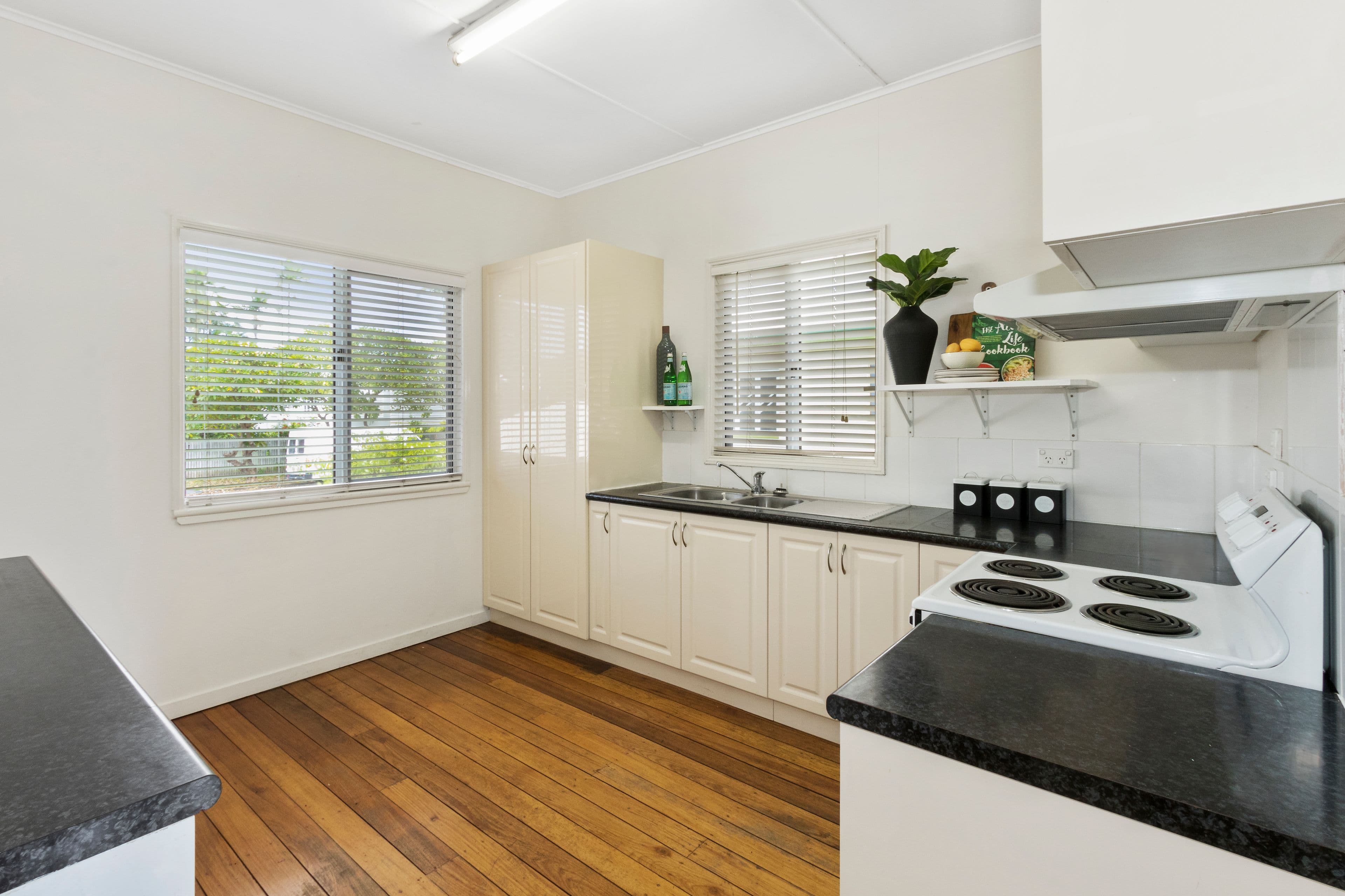 13 Briarfield Street, Mundingburra QLD 4812, Mundingburra - Thumbnail 4