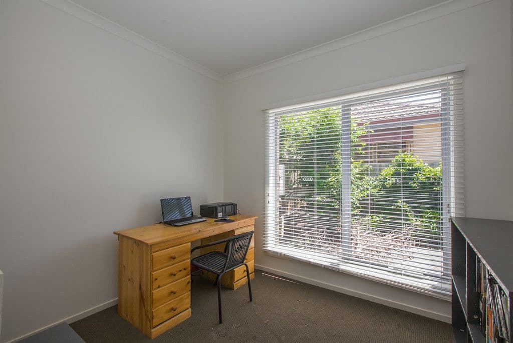 8 Clarke Street, Thomastown VIC 3074, Thomastown - Thumbnail 5