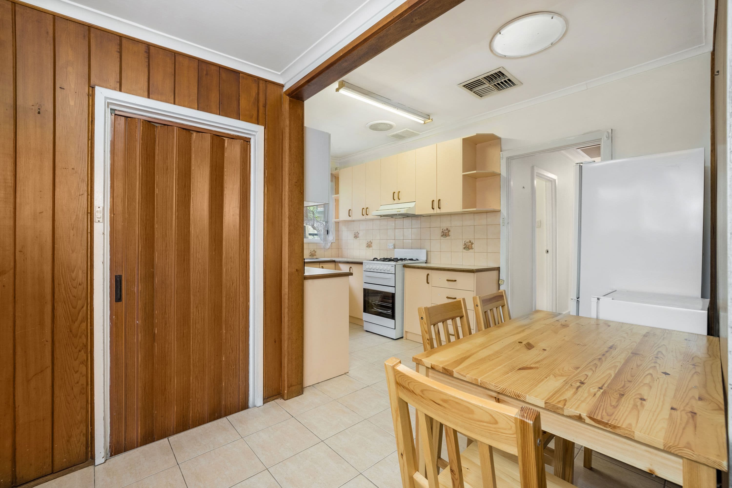 15 Glendale Road, Springvale VIC 3171, Springvale - Thumbnail 7
