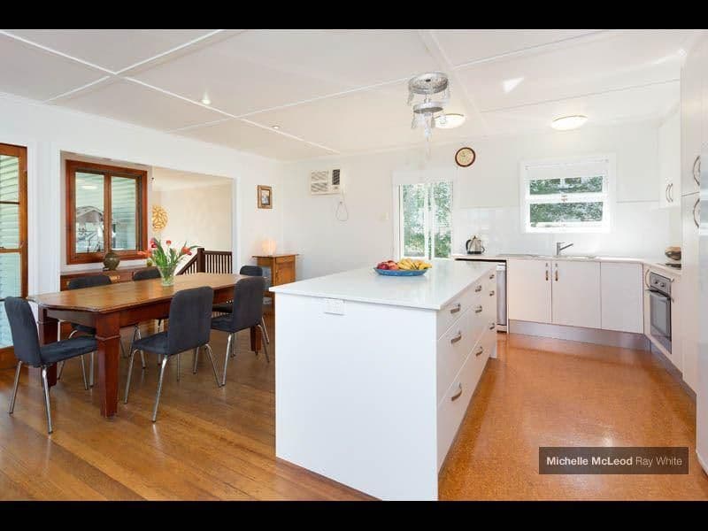 39 Henry Street, CHAPEL HILL QLD 4069, Chapel Hill - Thumbnail 5