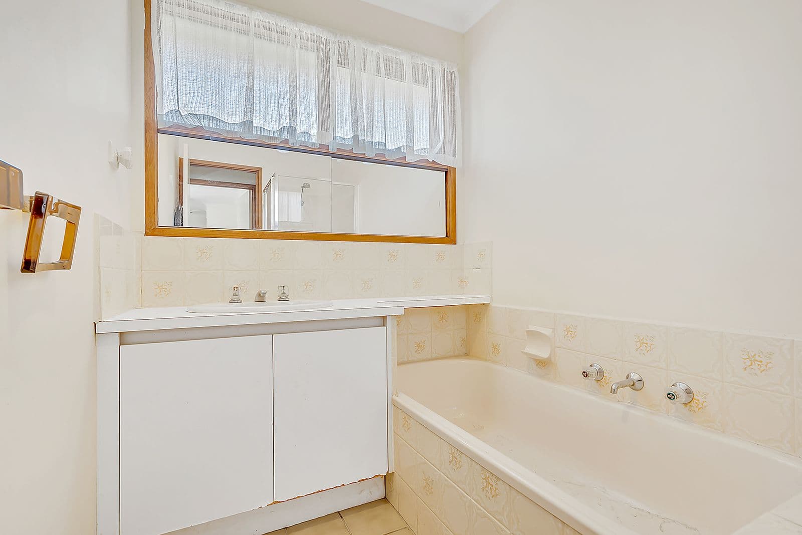 12 Metropolitan Avenue, Craigieburn VIC 3064, Craigieburn - Thumbnail 6