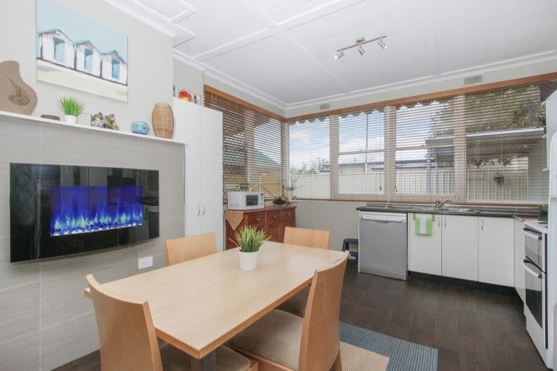 86 Lagoon Street, Goulburn - Thumbnail 4
