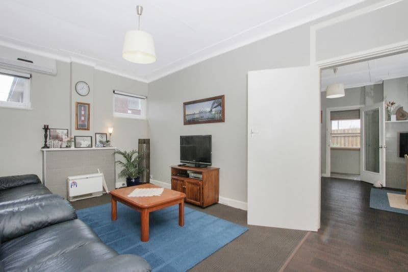 86 Lagoon Street, Goulburn - Thumbnail 5