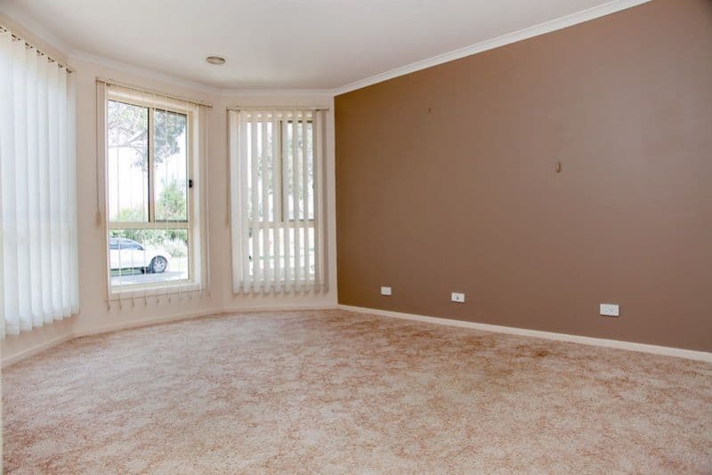 22 Rolain Avenue, SOUTH MORANG VIC 3752, South Morang - Thumbnail 4