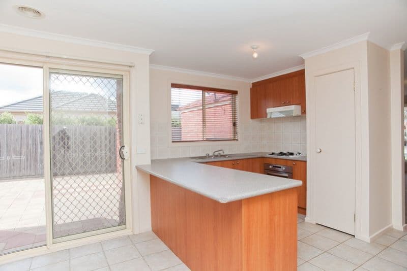 22 Rolain Avenue, SOUTH MORANG VIC 3752, South Morang - Thumbnail 8