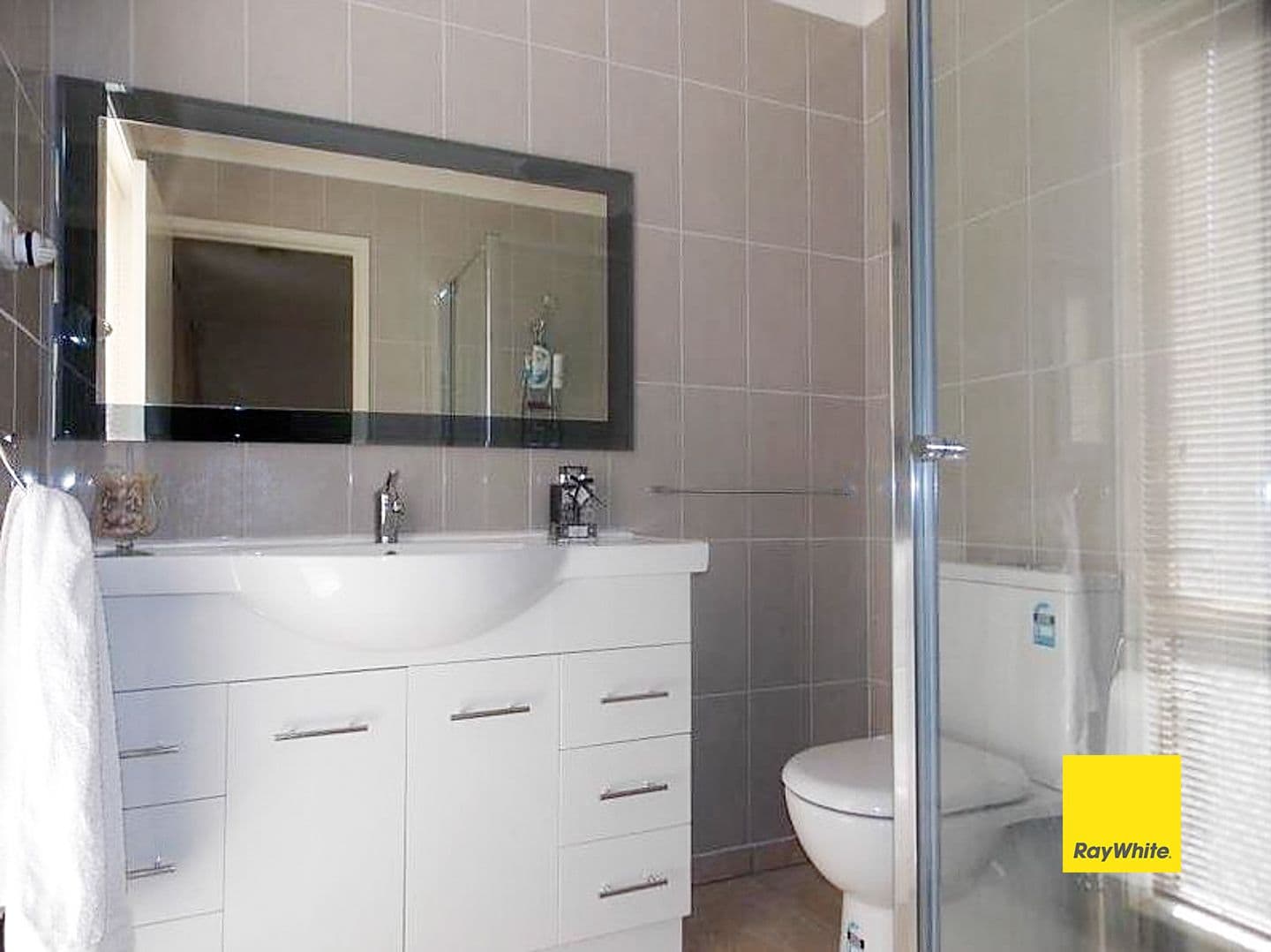 9 Trentham Way, Langwarrin VIC 3910, Langwarrin - Thumbnail 6