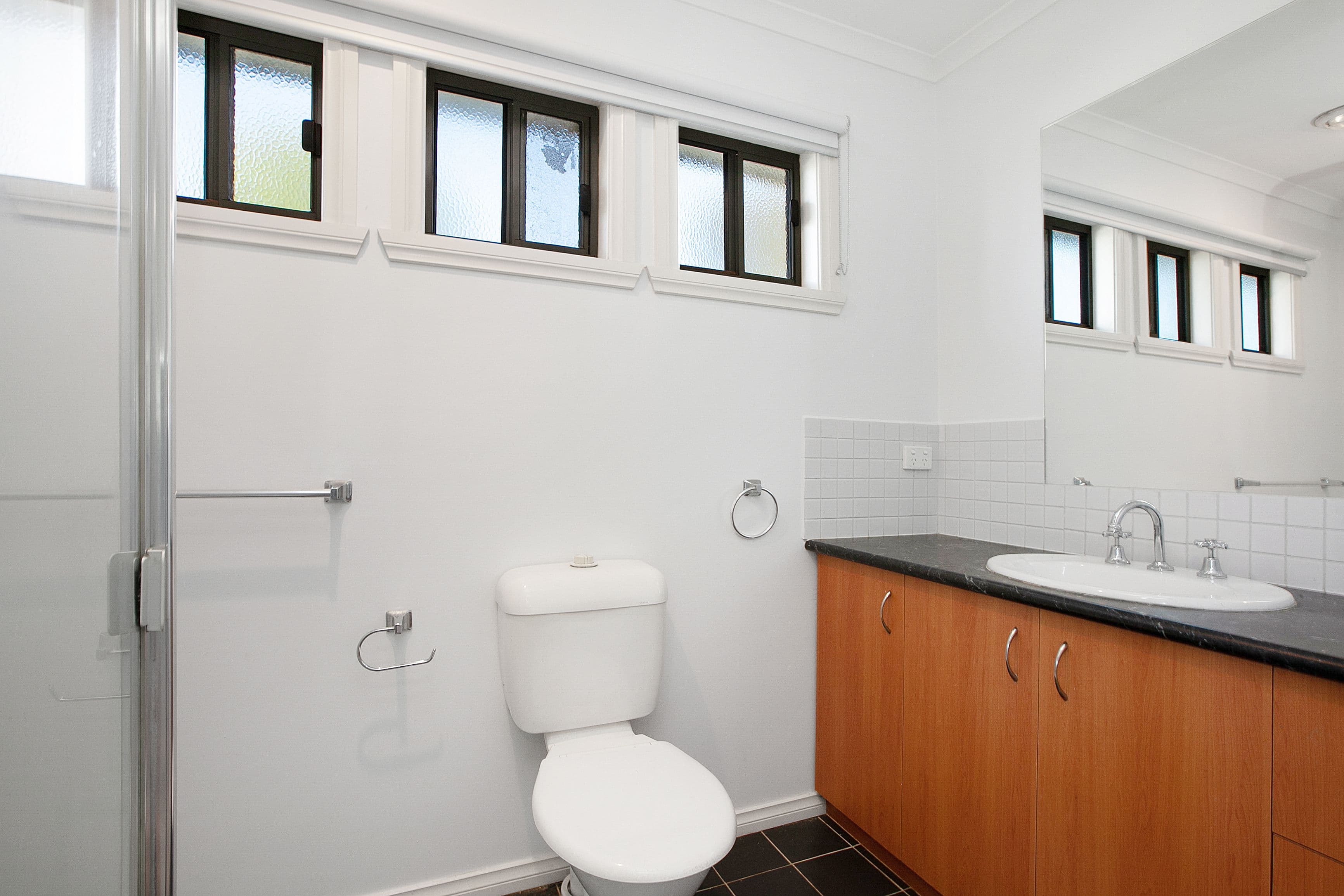 7 Dunolly Crescent, Reservoir VIC 3073, Reservoir - Thumbnail 7
