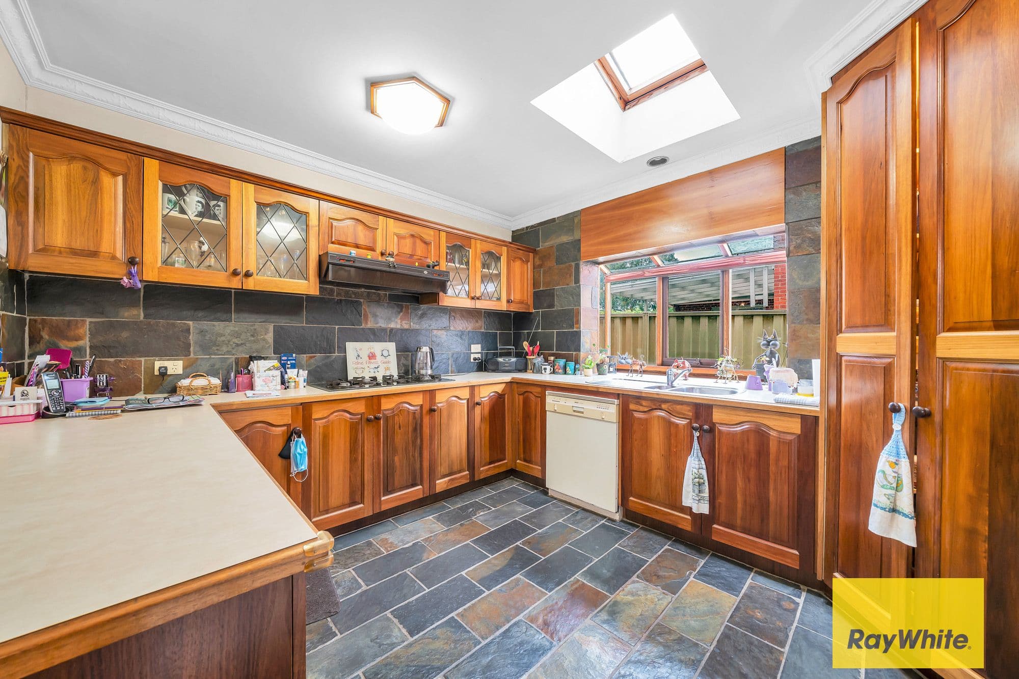 7 Eva Court, Hallam VIC 3803, Hallam - Thumbnail 2