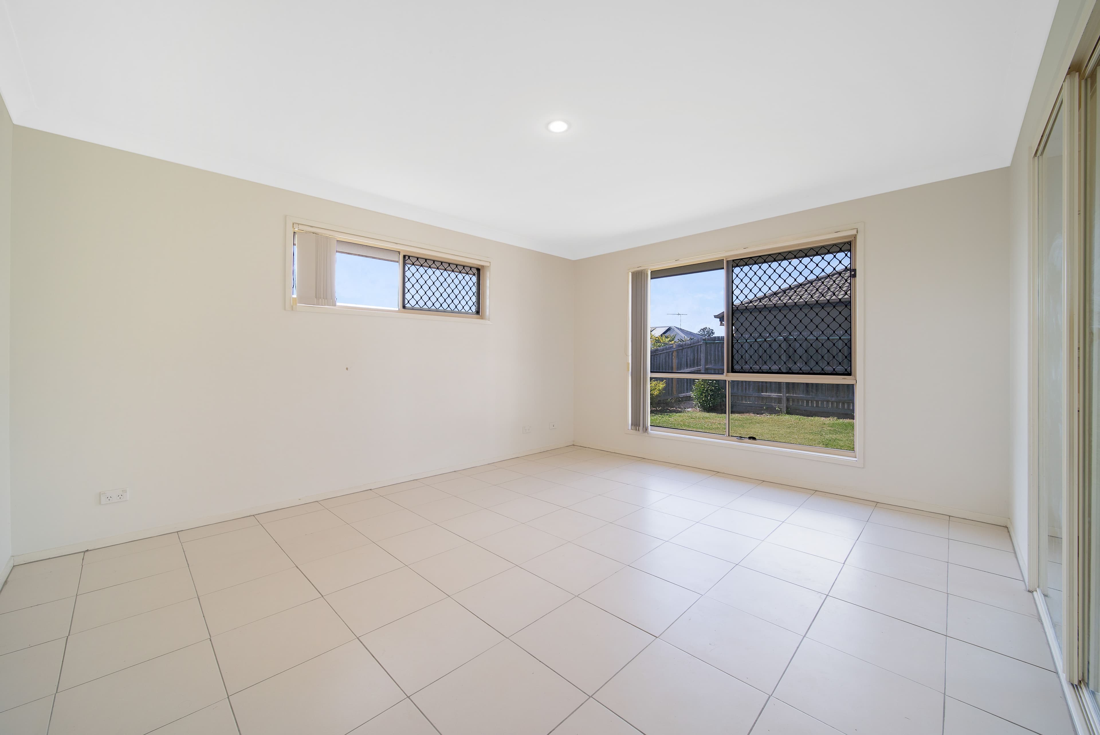 19 Webcke Avenue, Crestmead QLD 4132, Crestmead - Thumbnail 8