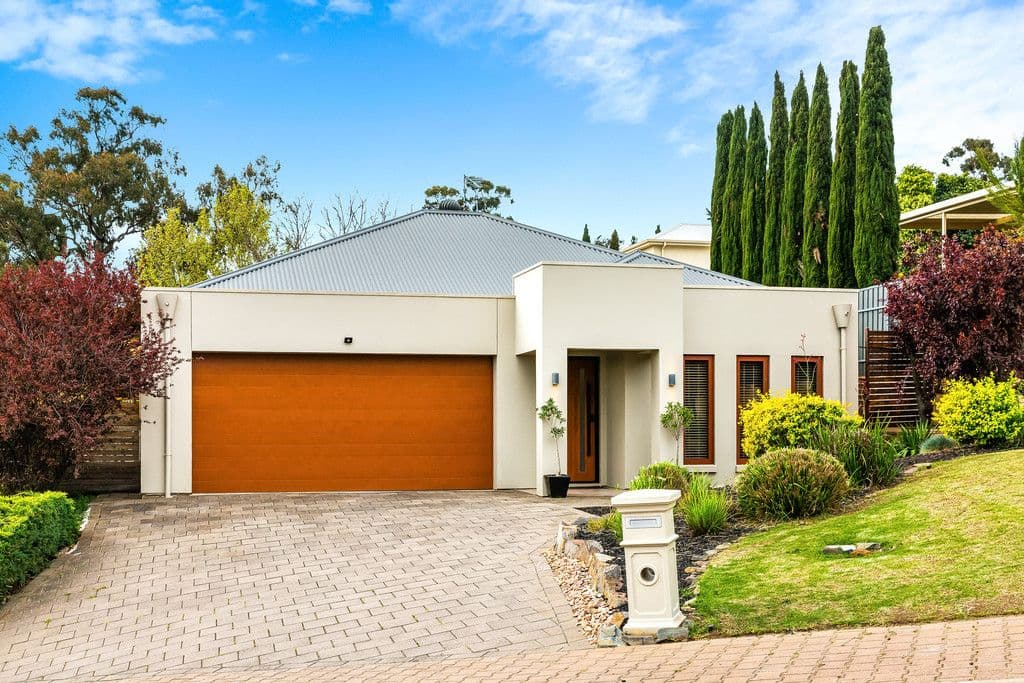 4 Holly Hock Court, Craigburn Farm SA 5051, Craigburn Farm - Thumbnail 2