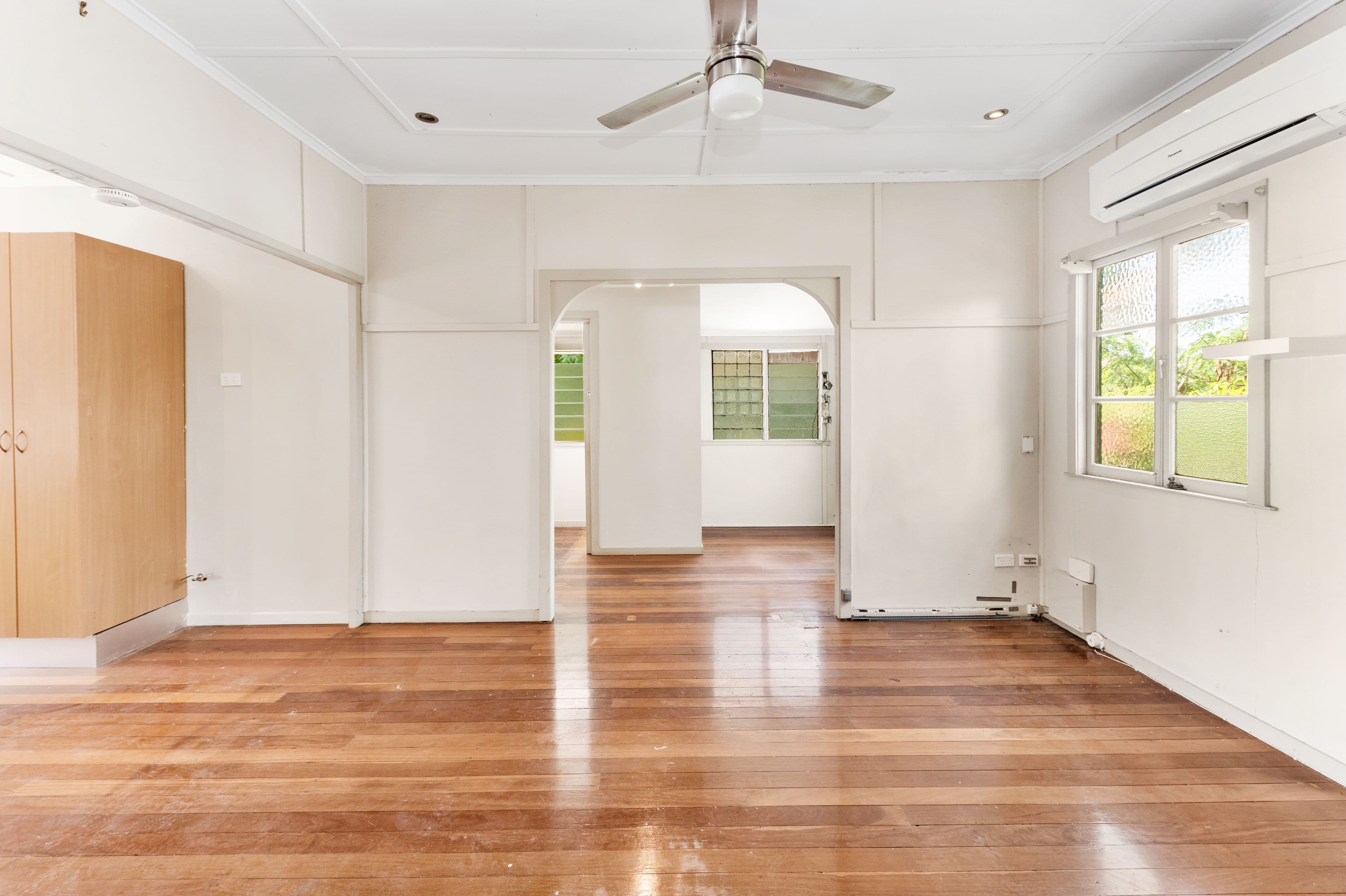 131 Pohlman Street, Southport QLD 4215, Southport - Thumbnail 5