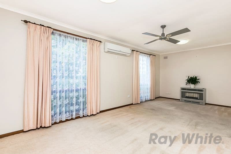 3 Bramley Court, Huntfield Heights SA 5163, Huntfield Heights - Thumbnail 2