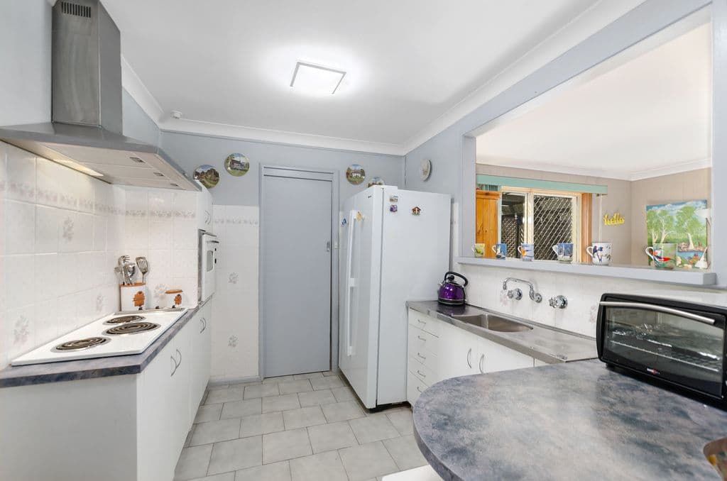 91 Blackman Parade, Unanderra - Thumbnail 2