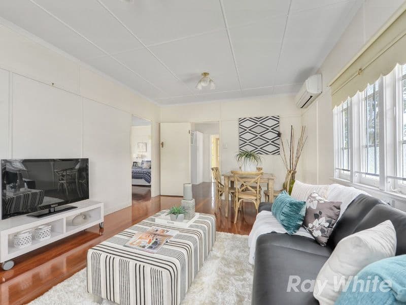 121 Glen Holm Street, MITCHELTON QLD 4053, Mitchelton - Thumbnail 3