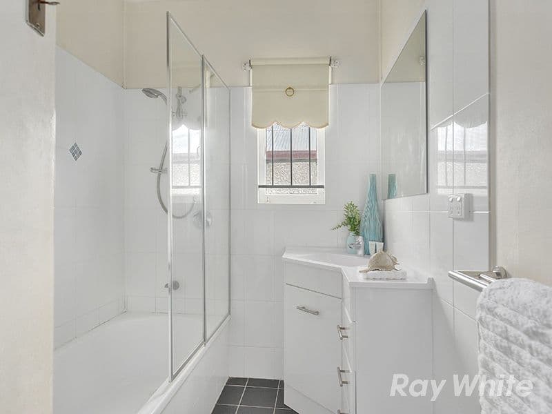 121 Glen Holm Street, MITCHELTON QLD 4053, Mitchelton - Thumbnail 5
